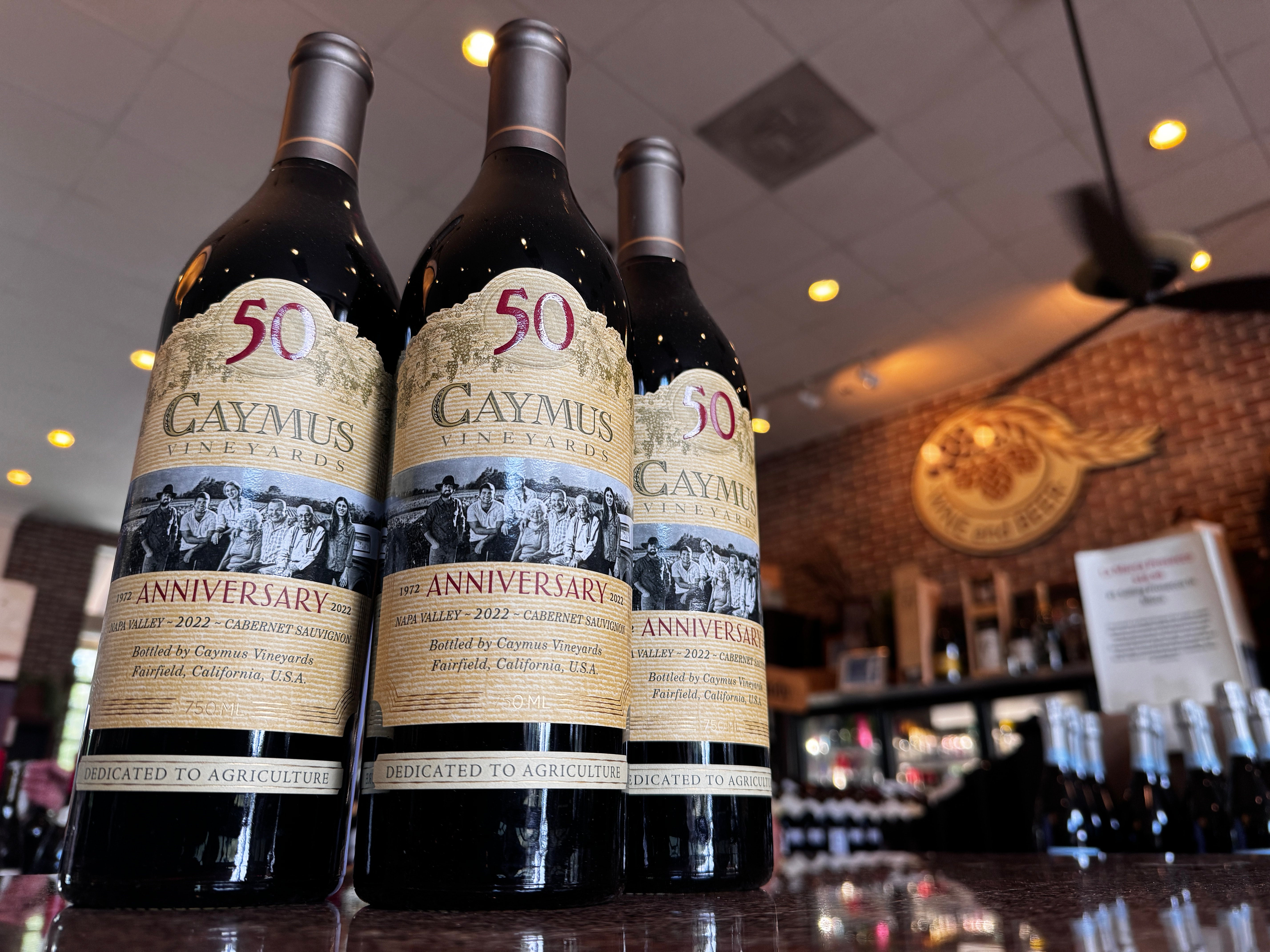 Caymus Vineyards 2012 40周年記念 赤ワイン 750ML Caymus Cabernet Sauvignon 40th Anniversary Wine - 1 Liter